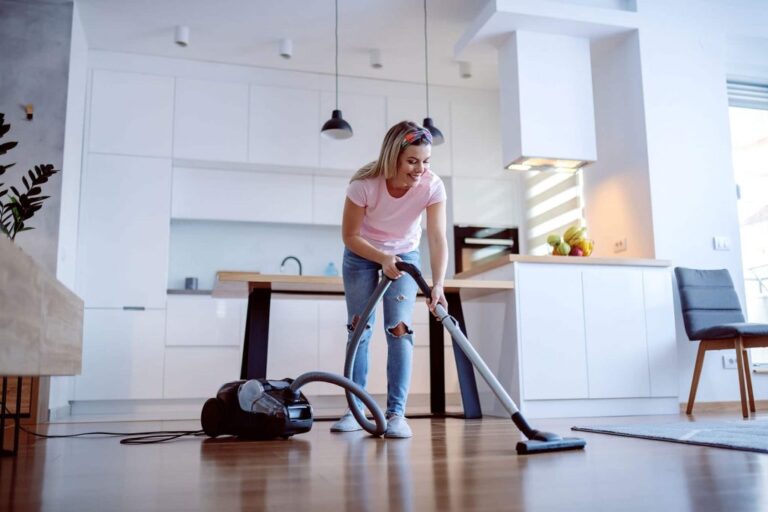 Reasons to Have Your Home Professionally Cleaned Before Thanksgiving